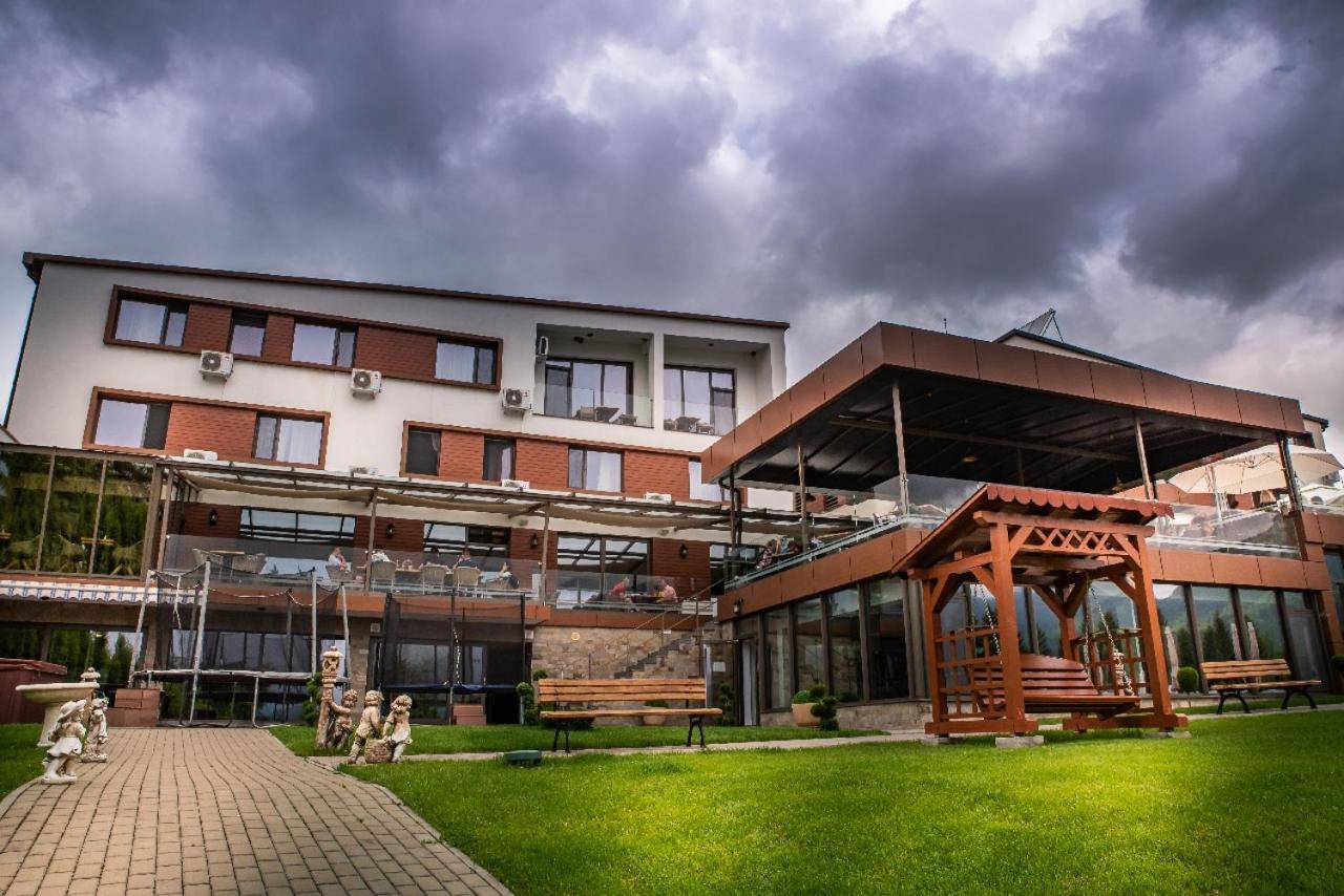 Hotel Roser House Boutique - Pe Malul Lacului โกลีบิตซา ภายนอก รูปภาพ