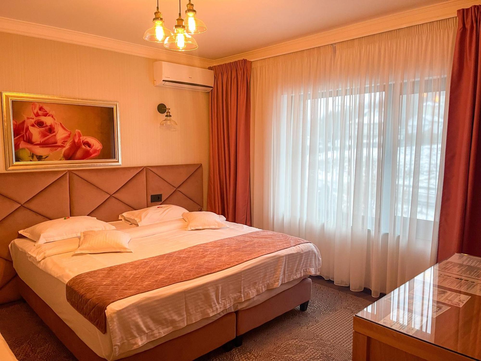 Hotel Roser House Boutique - Pe Malul Lacului โกลีบิตซา ภายนอก รูปภาพ