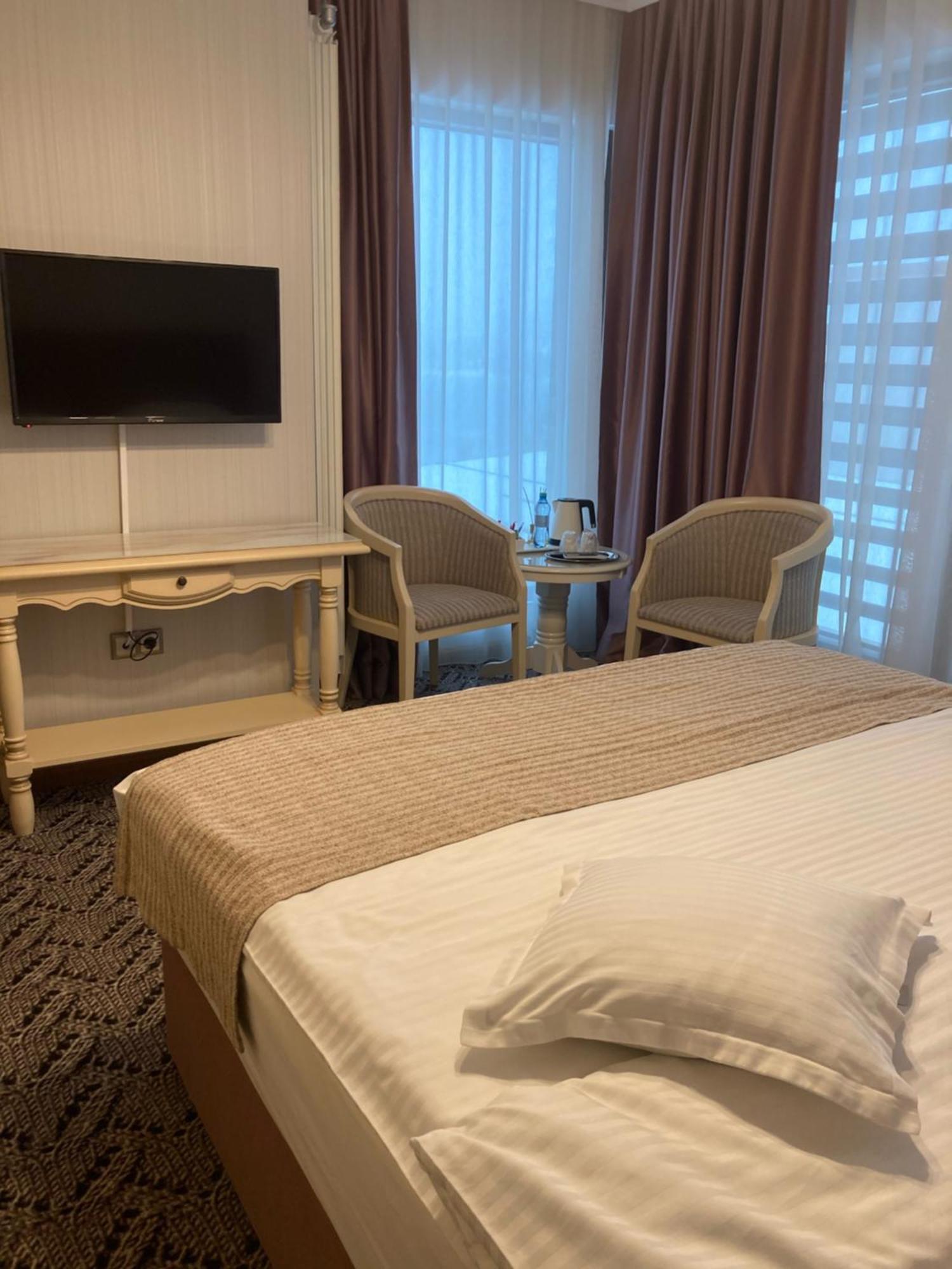 Hotel Roser House Boutique - Pe Malul Lacului โกลีบิตซา ห้อง รูปภาพ