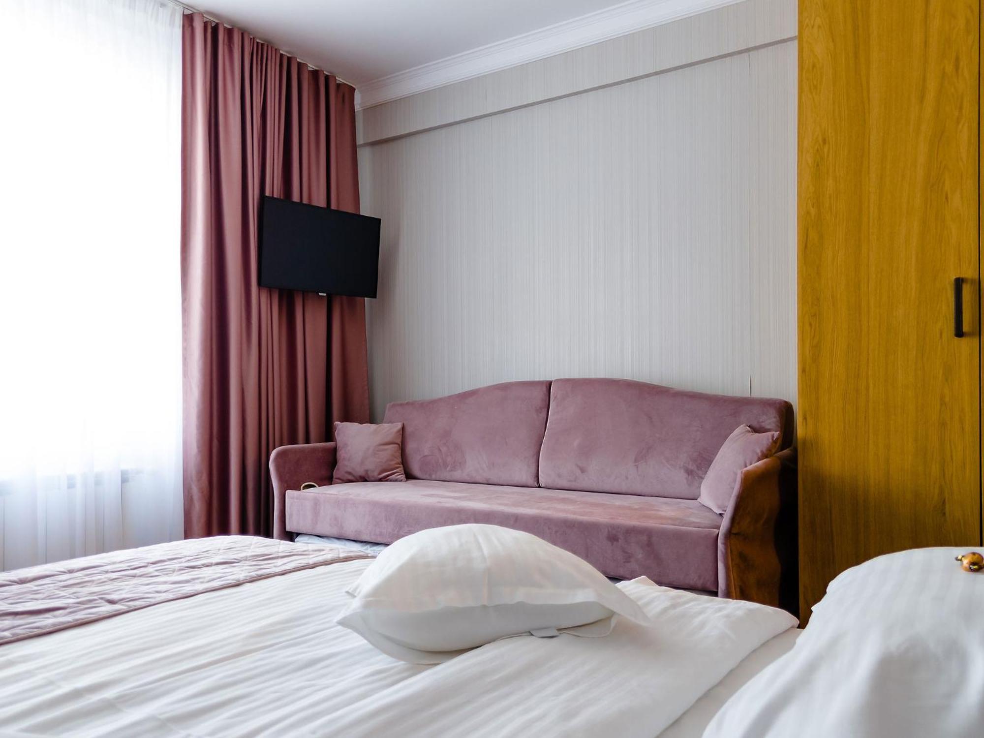 Hotel Roser House Boutique - Pe Malul Lacului โกลีบิตซา ภายนอก รูปภาพ