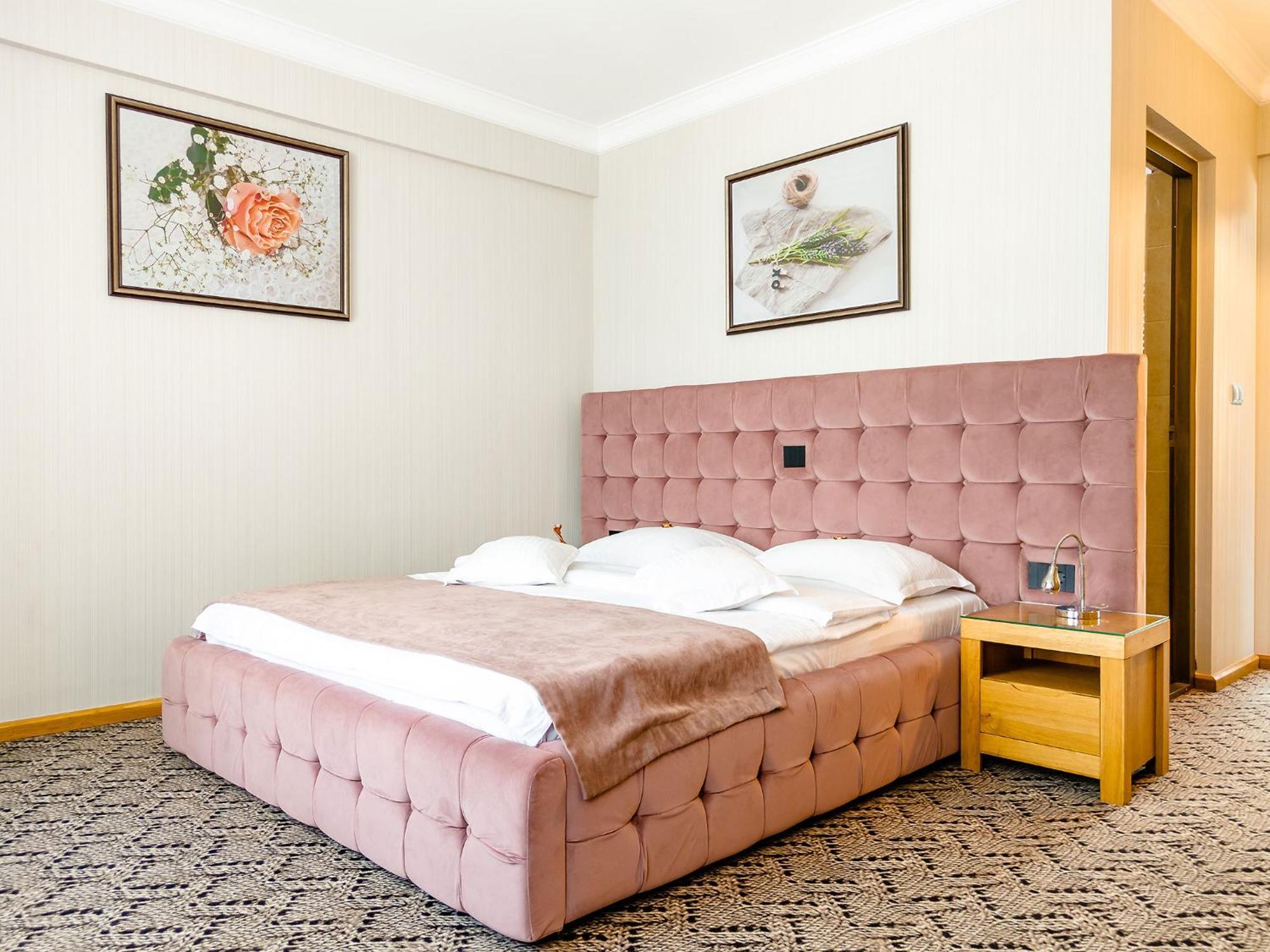 Hotel Roser House Boutique - Pe Malul Lacului โกลีบิตซา ภายนอก รูปภาพ
